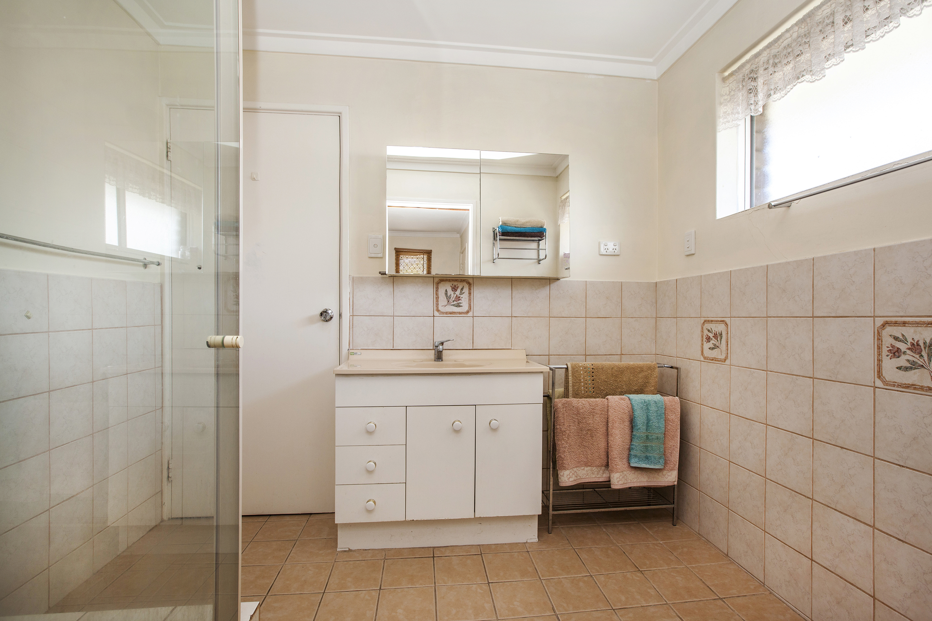 012 - Open2view ID285673 - Azara Place 6 Parkwood.jpg